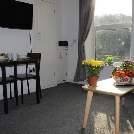 Oliver Wests Beautiful 1 Bedroom Retreat