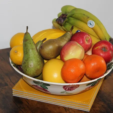 Oliver Wests Beautiful 1 Bedroom Retreat *