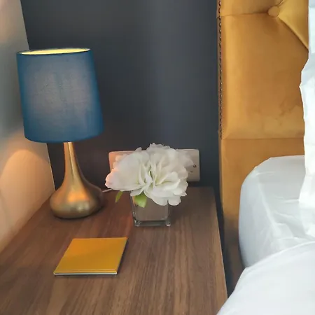 דירה Oliver Wests Beautiful 1 Bedroom Retreat *