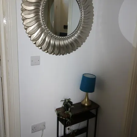 דירה Oliver Wests Beautiful 1 Bedroom Retreat