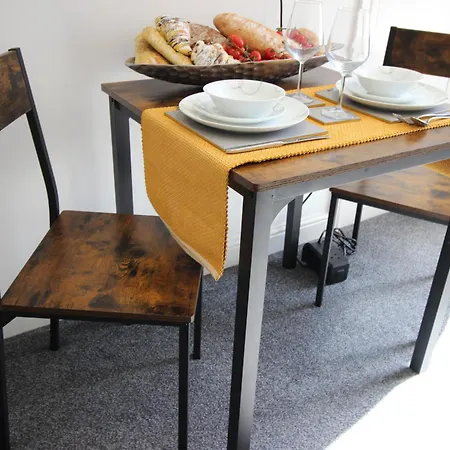 Oliver Wests Beautiful 1 Bedroom Retreat * סקארבורו