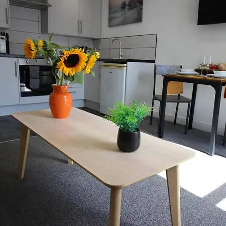 Oliver Wests Beautiful 1 Bedroom Retreat * Scarborough