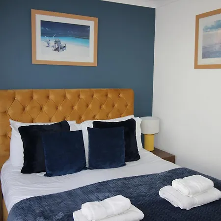 Oliver Wests Beautiful 1 Bedroom Retreat * סקארבורו