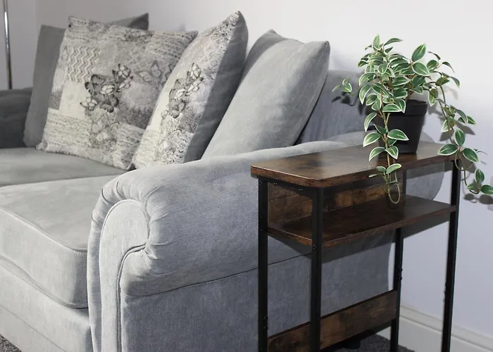 Oliver Wests Beautiful 1 Bedroom Retreat