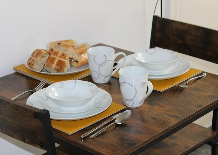 Oliver Wests Beautiful 1 Bedroom Retreat Lägenhet