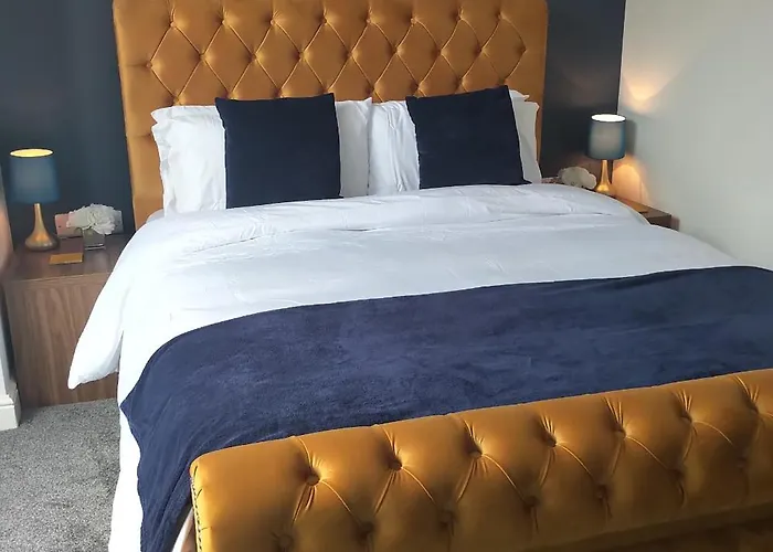 Oliver Wests Beautiful 1 Bedroom Retreat